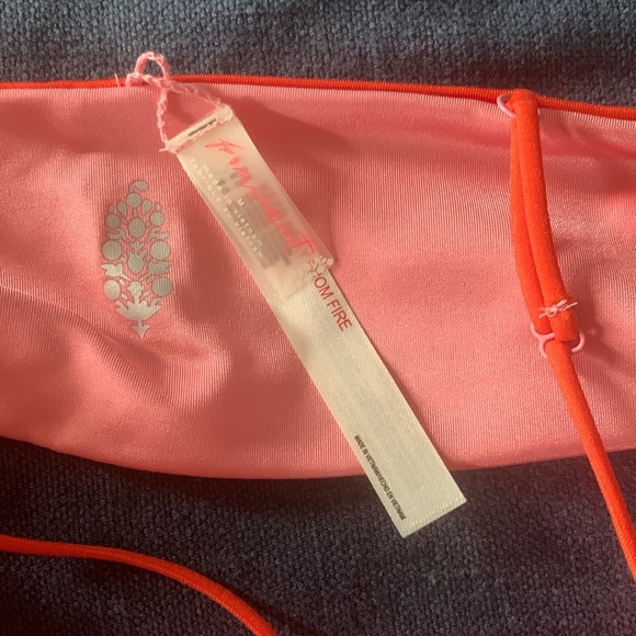 FP Movement red/pink bralette sz M - Picture 4 of 4